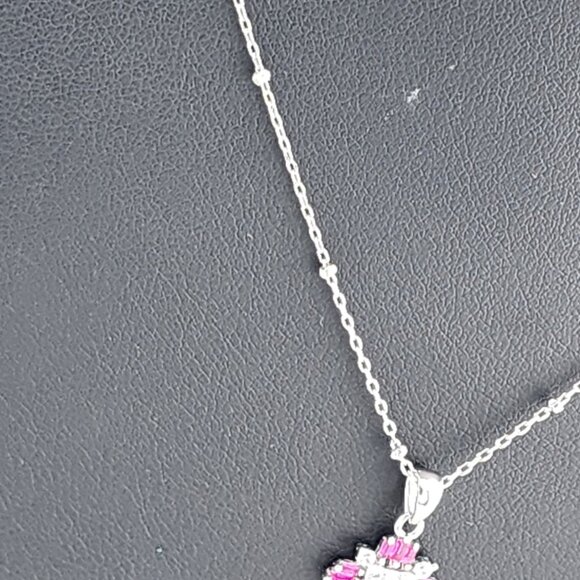 Delicate Sterling Silver 925 Snowflake Necklace – Winter-Inspired Elegance - Picture 5 of 6